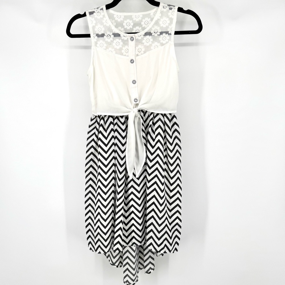 Sunny Fashion Girls Lace Black and White Chevron High Low Dress Tie Front